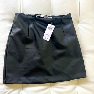 Abercrombie & Fitch Black Mini Skirt